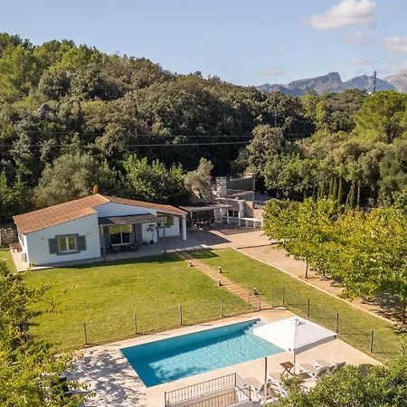 Villa Alvaro *